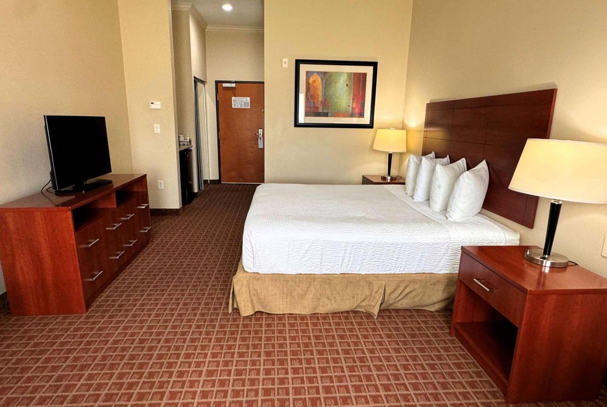 Hotel Ramada By Wyndham College Station Extérieur photo