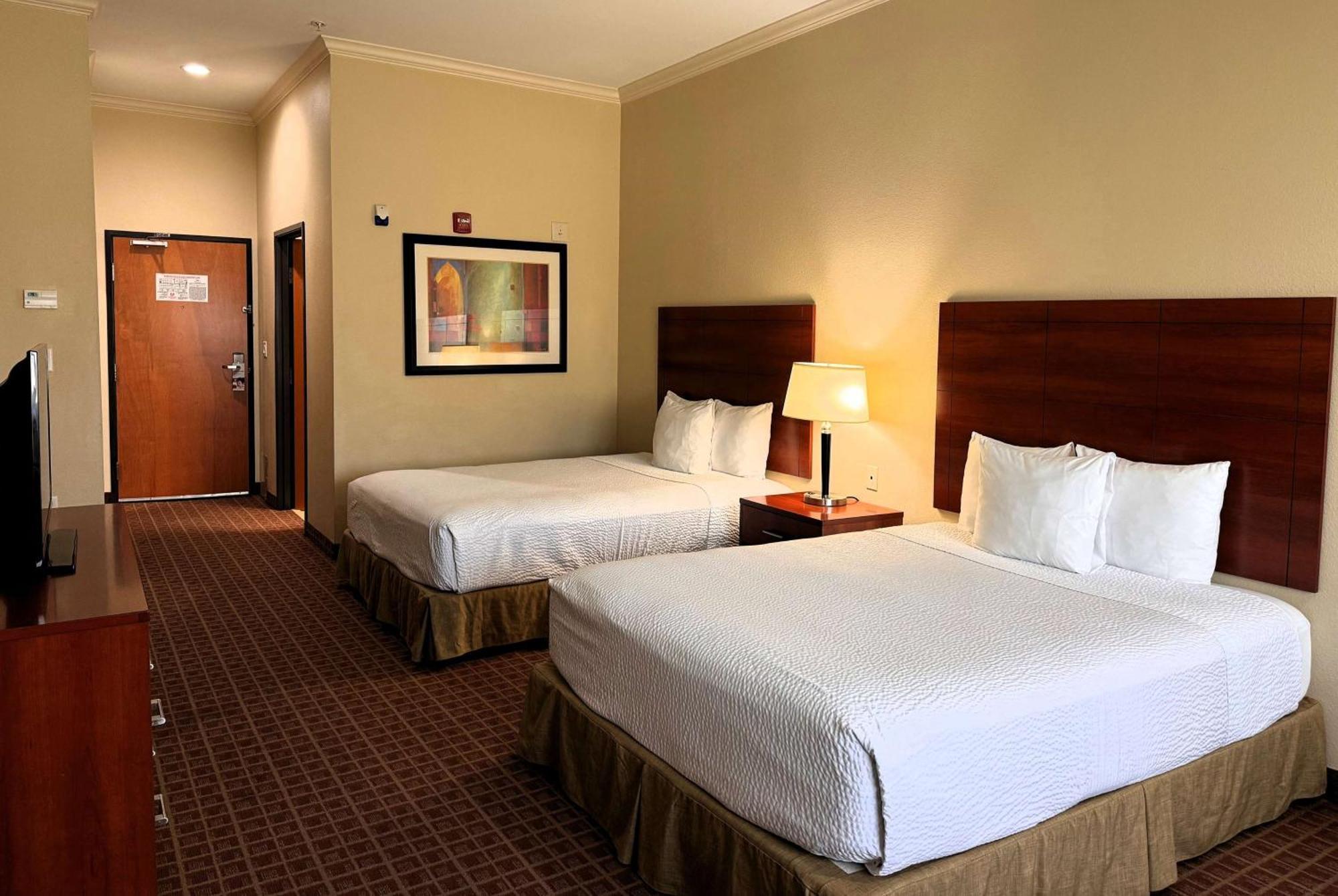 Hotel Ramada By Wyndham College Station Extérieur photo