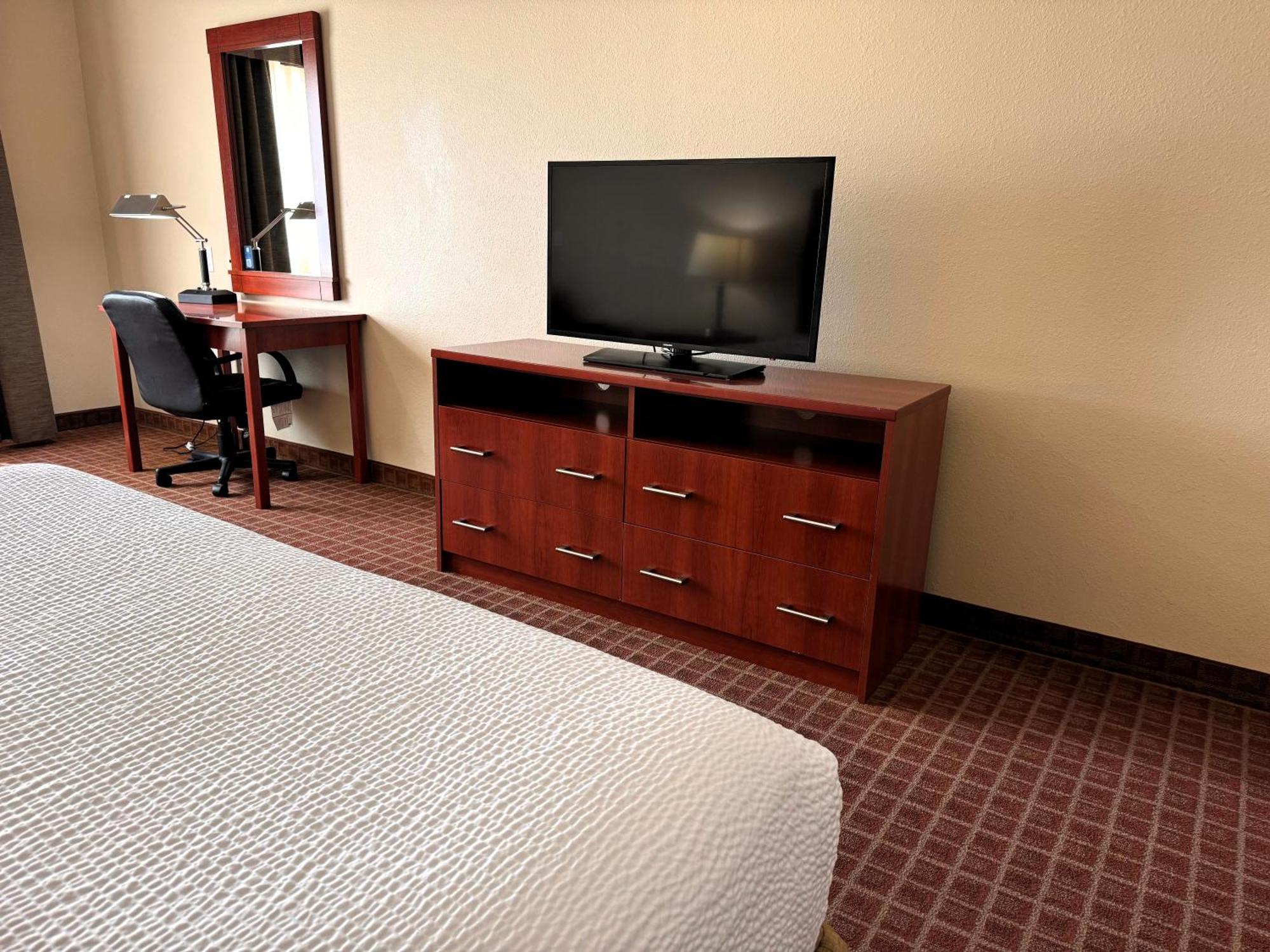 Hotel Ramada By Wyndham College Station Extérieur photo